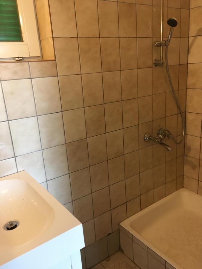 Aracsi Haziko Villa Balatonfured Luaran gambar